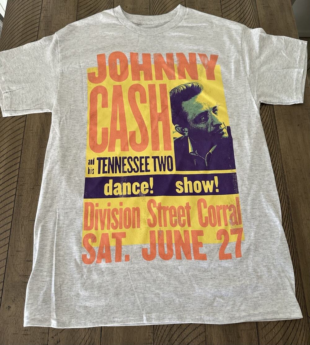 Official Johnny Cash & The Tennessee Two Vintage Concert Poster T-Shirt - Size M